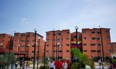 Gobierno Nacional entregó más de 300 apartamentos en Los Guayos - Agencia Carabobeña de Noticias