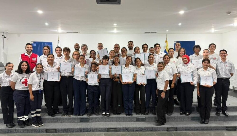 Graduados 13 brigadistas de Juventud - Agencia Carabobeña de Noticias
