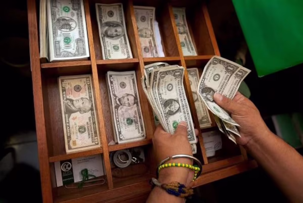 Precio del dólar del 24 de febrero - Agencia Carabobeña de Noticias