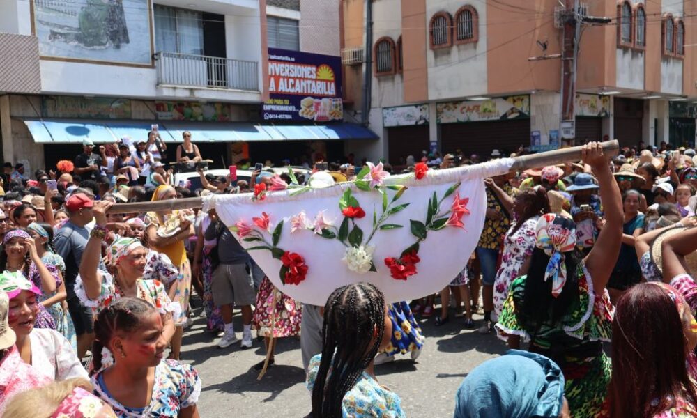 Reconocimiento a portadores patrimoniales del Baile de la Hamaca - Agencia Carabobeña de Noticias