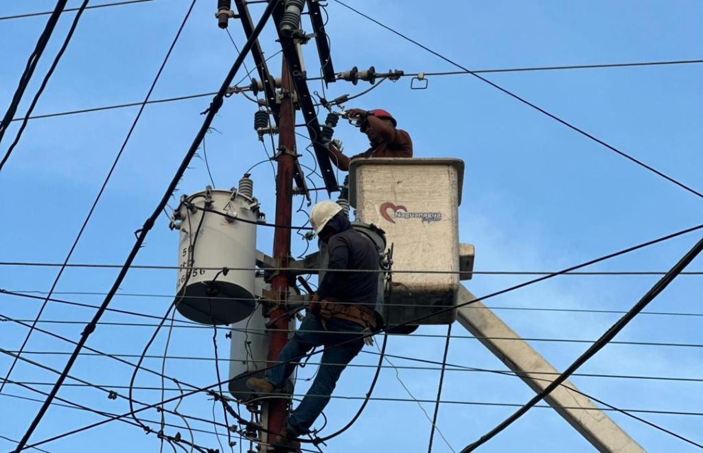 Reemplazan más de 40 transformadores en Naguanagua - Agencia Carabobeña de Noticias