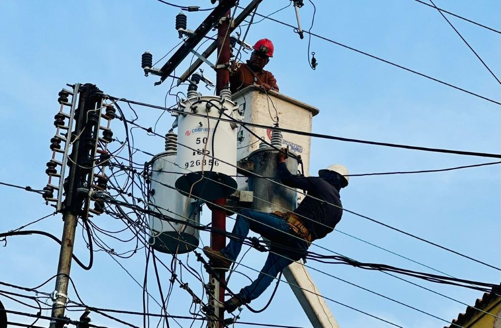 Reemplazan más de 40 transformadores en Naguanagua - Agencia Carabobeña de Noticias