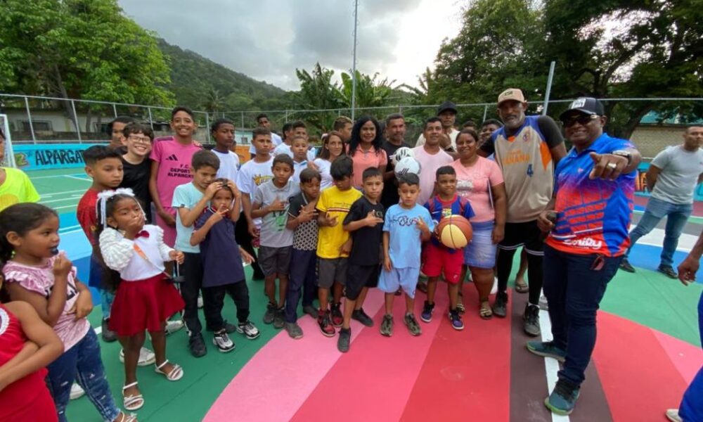 Reinaugurada cancha deportiva El Mango - Agencia Carabobeña de Noticias