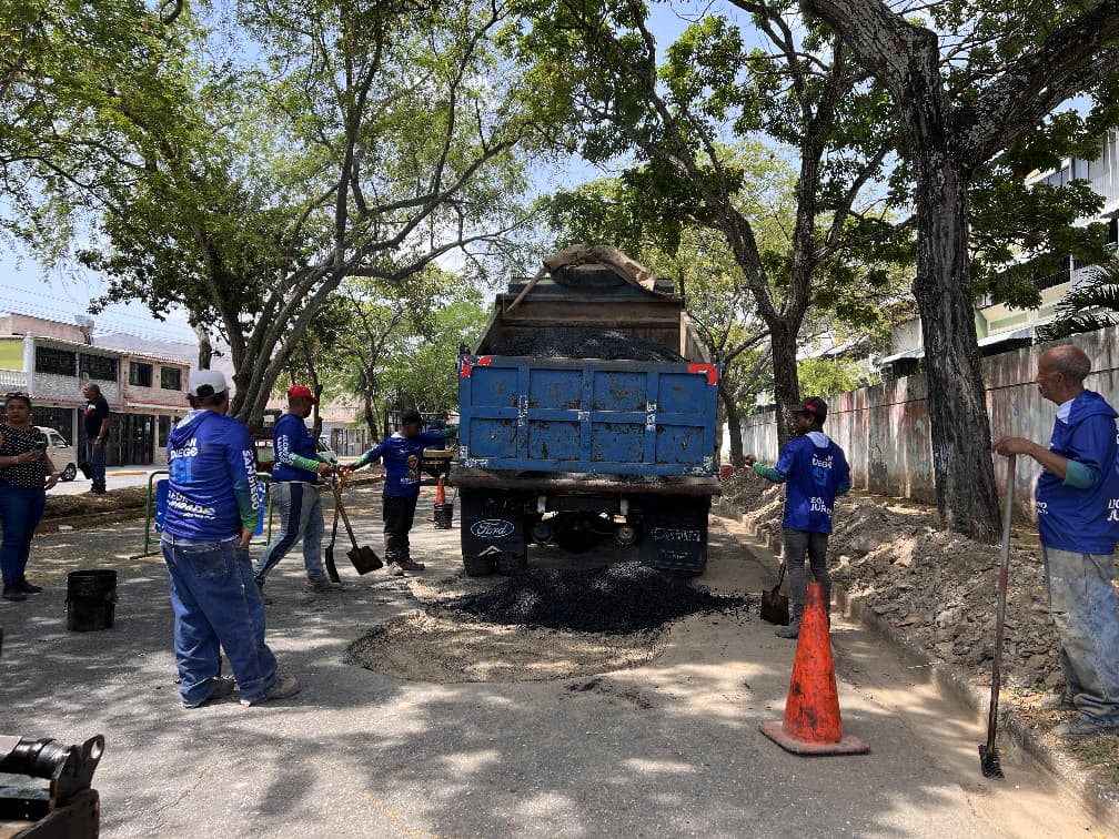 Vialsandi inicia recuperación del asfaltado - Agencia Carabobeña de Noticias