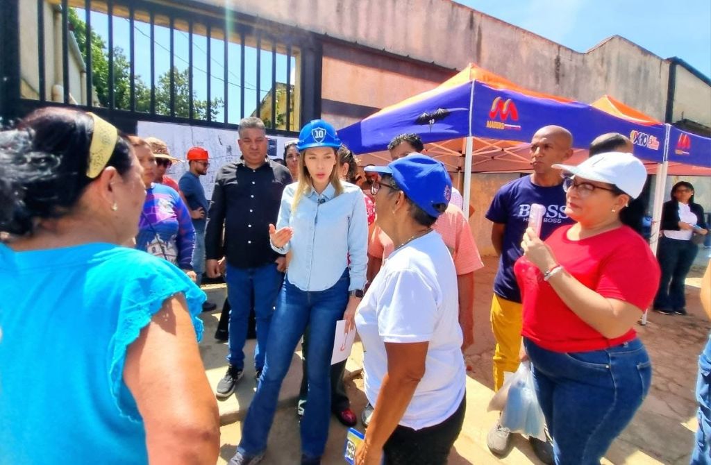 asfaltado en avenida 190 - Agencia Carabobeña de Noticias