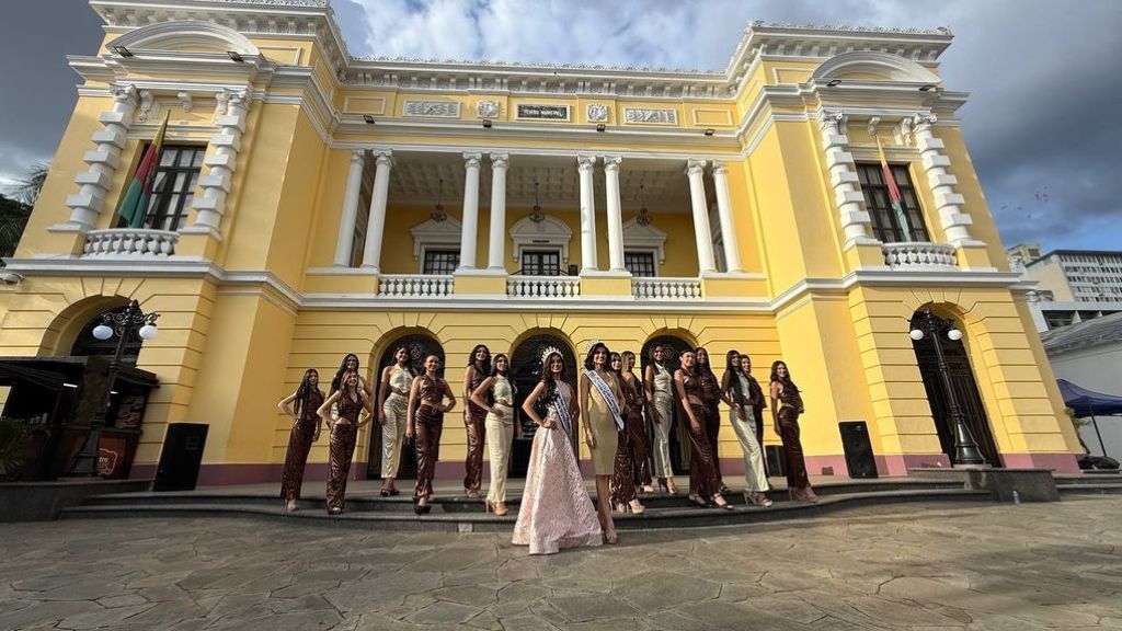 Quince candidatas por la corona del Carnaval - Agencia Carabobeña de Noticias