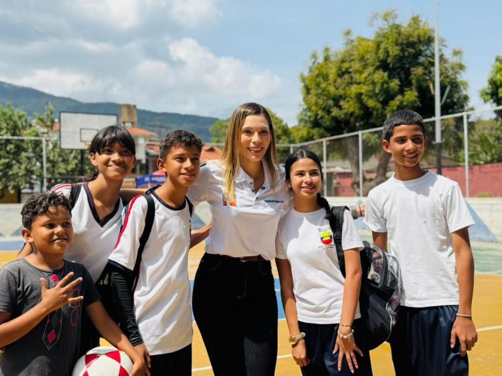 rehabilitación en cancha de Barrio Unión Norte de Naguanagua - Agencia Carabobeña de Noticias