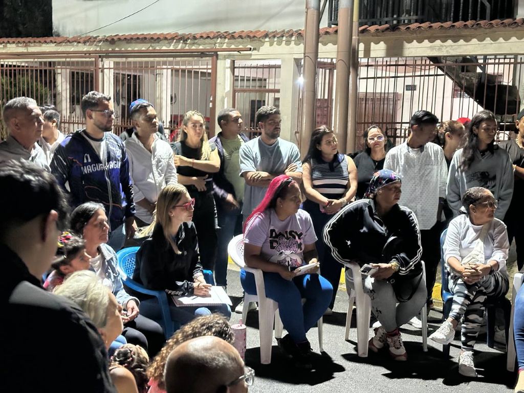 Alcaldesa Elizabeth Niño escucha a comunidades - Agencia Carabobeña de Noticias