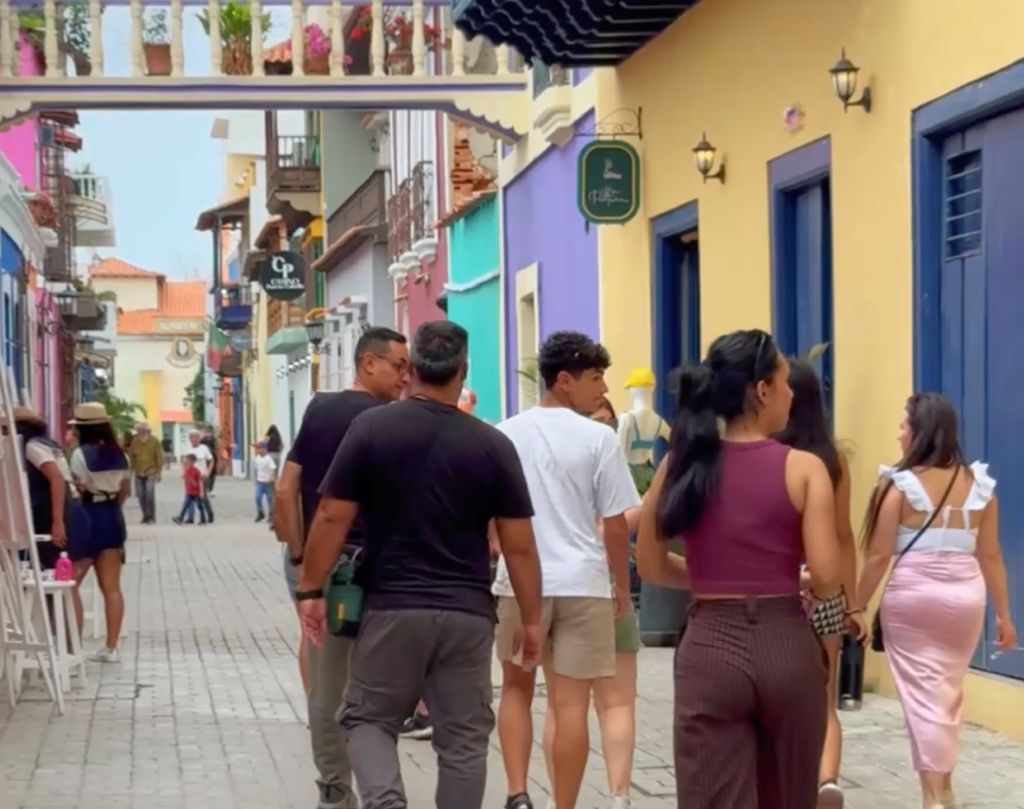 Visitas al Centro Histórico de Puerto Cabello - Agencia Carabobeña de Noticias
