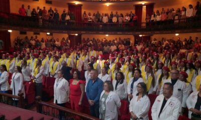 Egresados nuevos Médicos Integrales Comunitarios - Agencia Carabobeña de Noticias