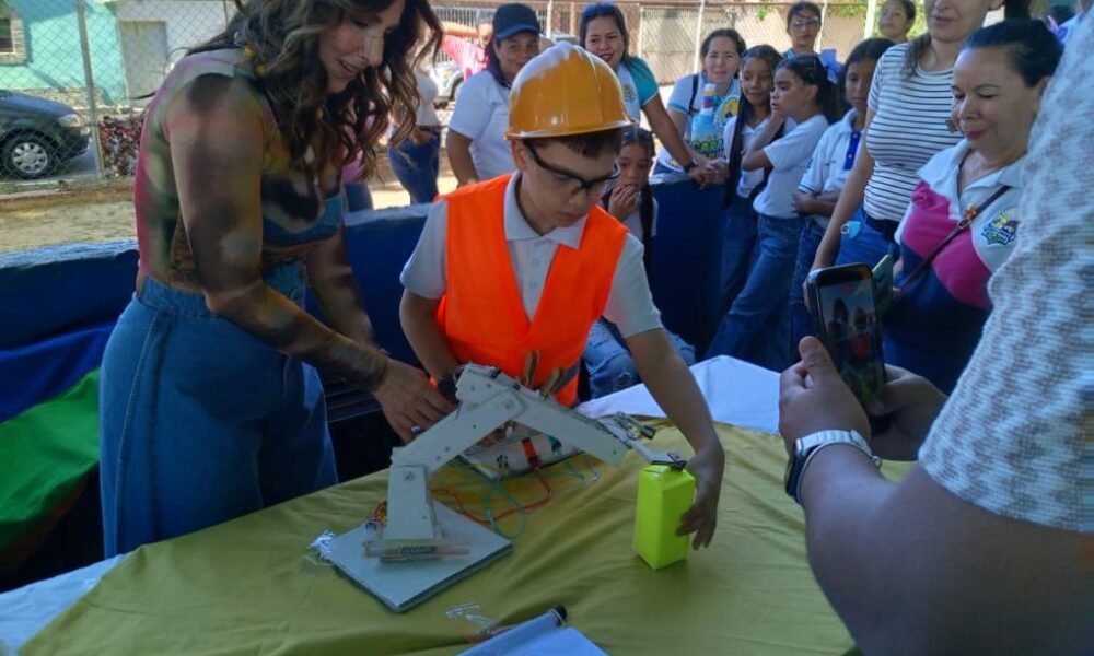 Expoferia Escolar de la Energía Limpia - Agencia Carabobeña de Noticias