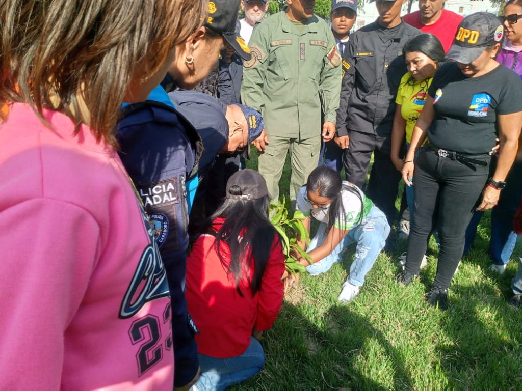 Homenaje a Hugo Chávez en Bejuma - Agencia Carabobeña de Noticias
