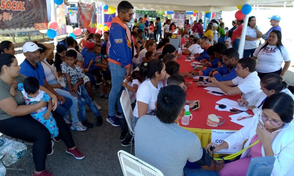 Jornada Social Ofensiva de Paz en Altos de Reyes - Agencia Carabobeña de Noticias