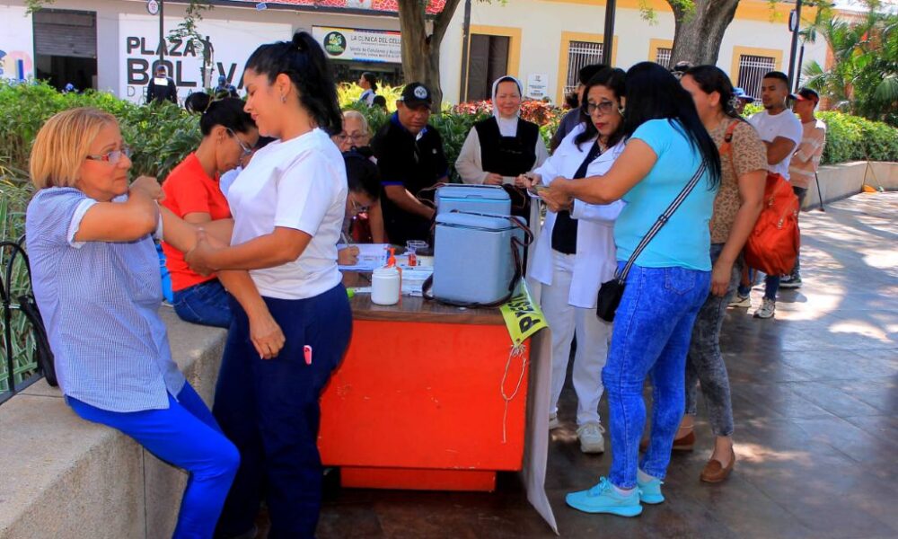 Jornada de vacunación en Valencia - Agencia Carabobeña de Noticias