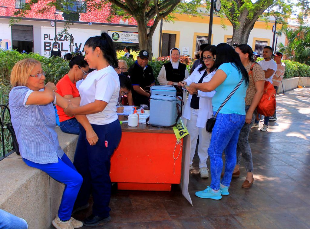 Jornada de vacunación en Valencia - Agencia Carabobeña de Noticias