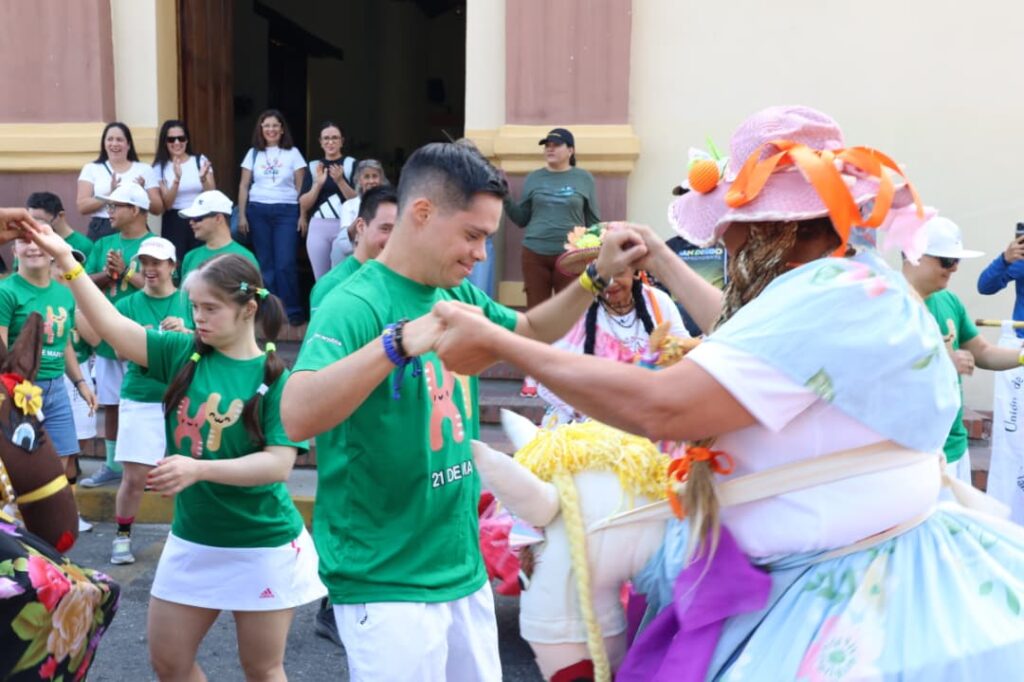 Jóvenes con síndrome de Down vivieron experiencia - Agencia Carabobeña de Noticias