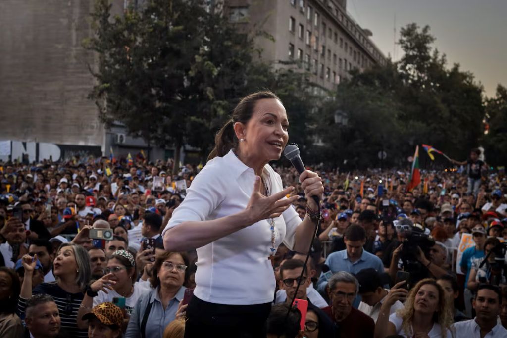 Machado con venezolanos en Chile - Agencia Carabobeña de Noticias