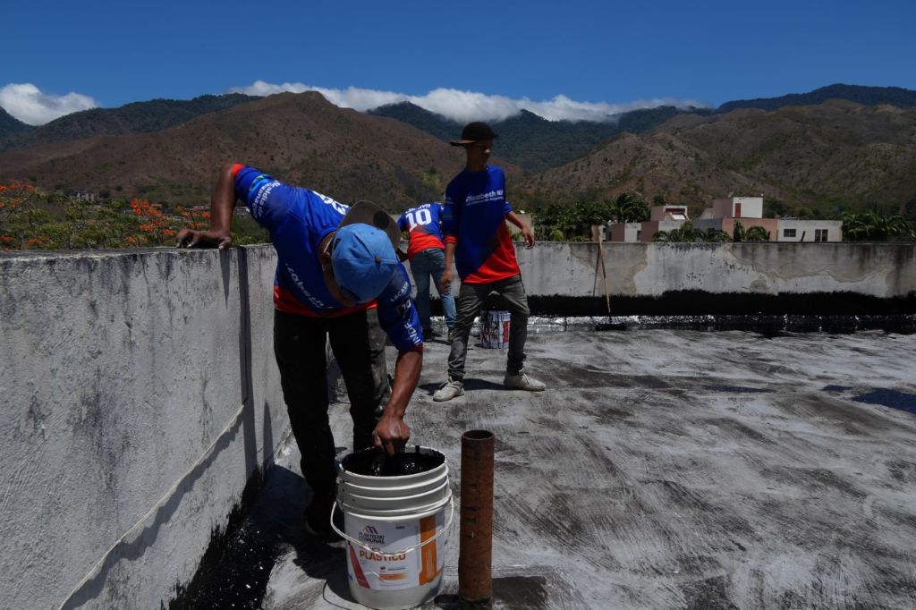 Plan Techo Comunal en Naguanagua - Agencia Carabobeña de Noticias