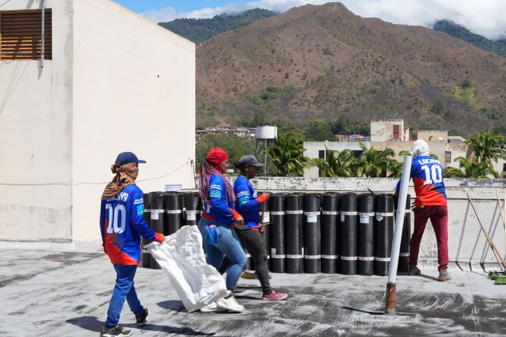 Plan Techo Comunal en Naguanagua - Agencia Carabobeña de Noticias