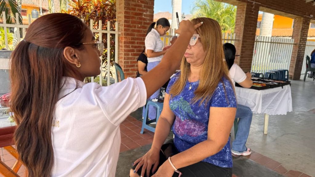 Vecinos de San Diego reciben atención médica - Agencia Carabobeña de Noticias