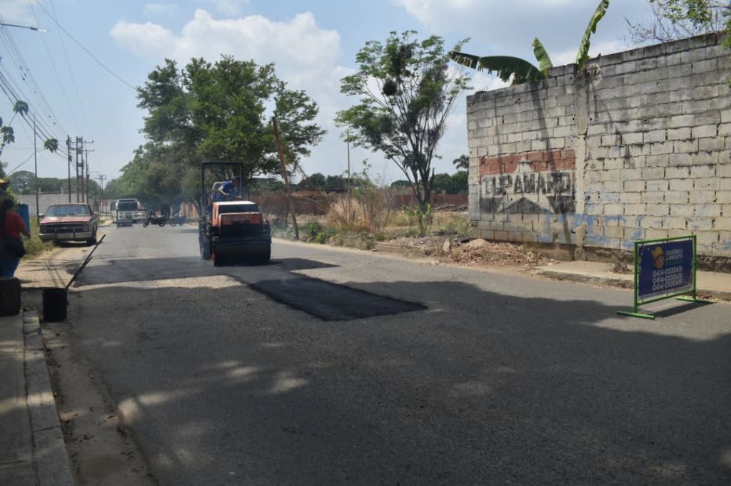 Vialsandi intensifica trabajos de bacheo en San Diego - Agencia Carabobeña de Noticias