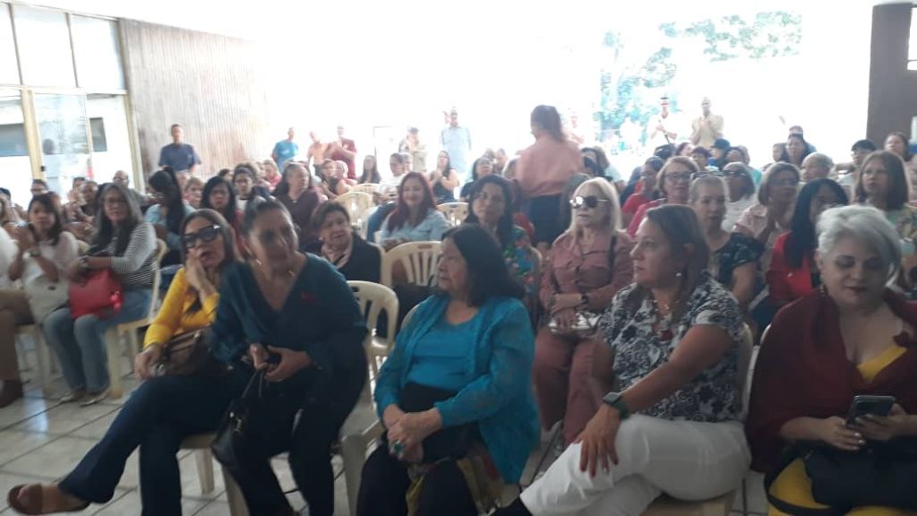 Yuber Fernández elogió el papel de la mujer - Agencia Carabobeña de Noticias