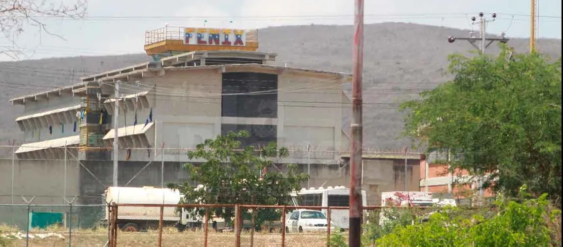 alimentación descompuesta Fénix Lara