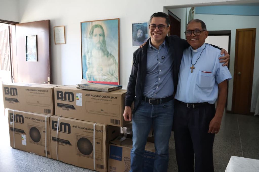 donativo a la parroquia La Misericordia del Señor - Agencia Carabobeña de Noticias