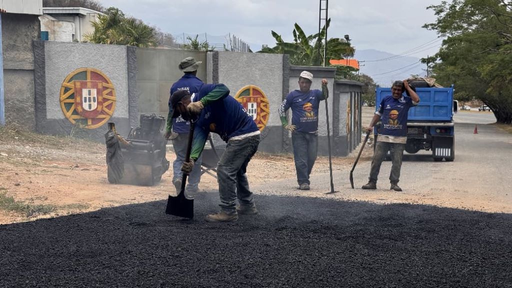 Alcaldía de San Diego mantiene activa jornada de bacheo - Agencia Carabobeña de Noticias