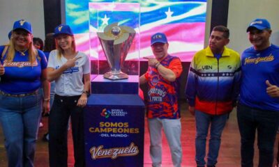Carabobo recibió trofeo del Clásico Mundial de Béisbol - Agencia Carabobeña de Noticias