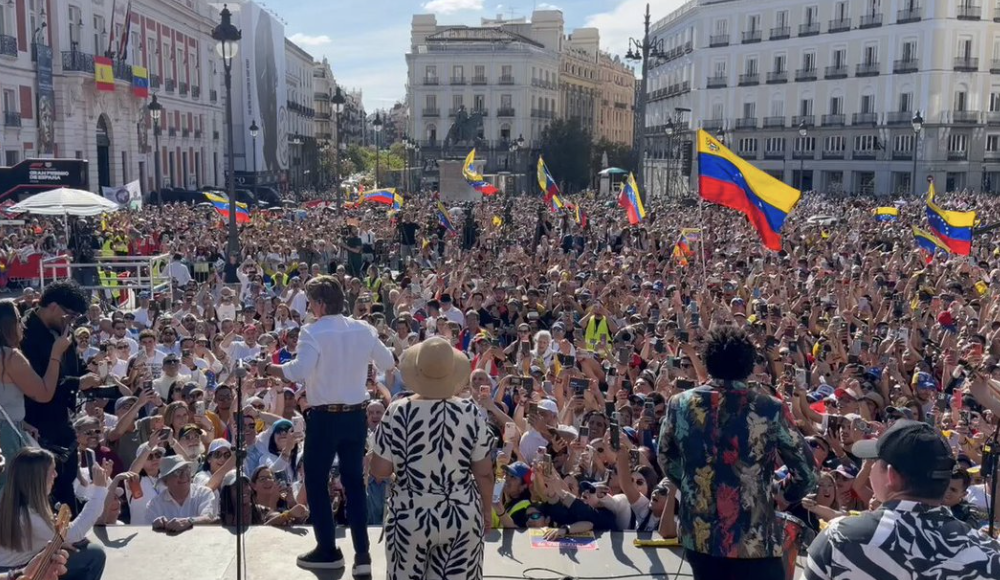 Carlos Baute Puerta del Sol