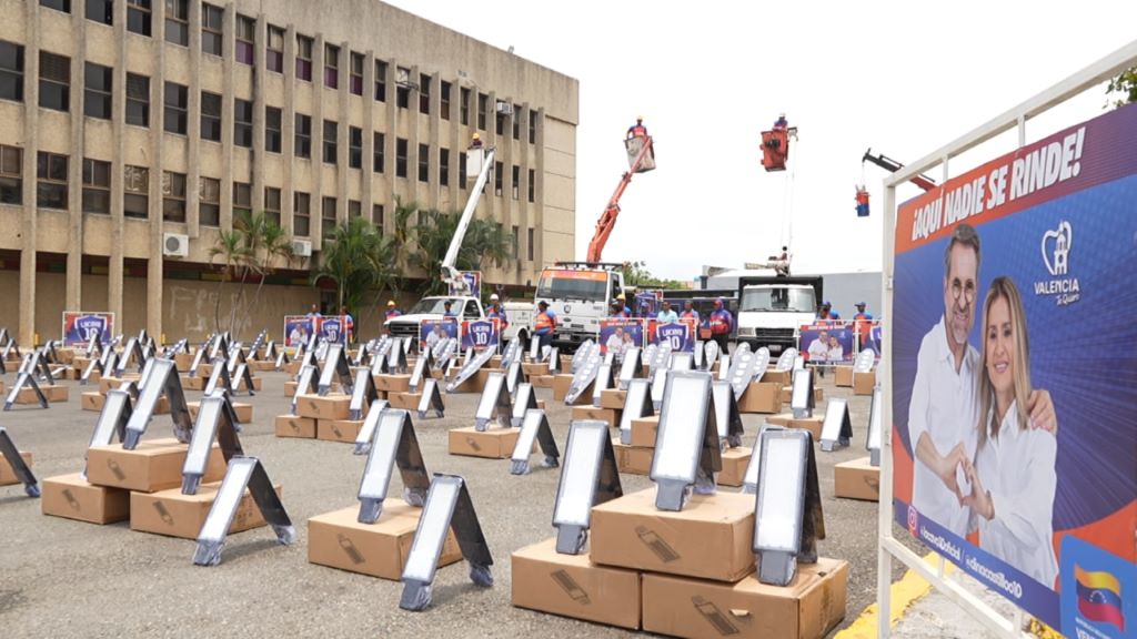 Entregan más de 5 mil luminarias en Valencia - Agencia Carabobeña de Noticias