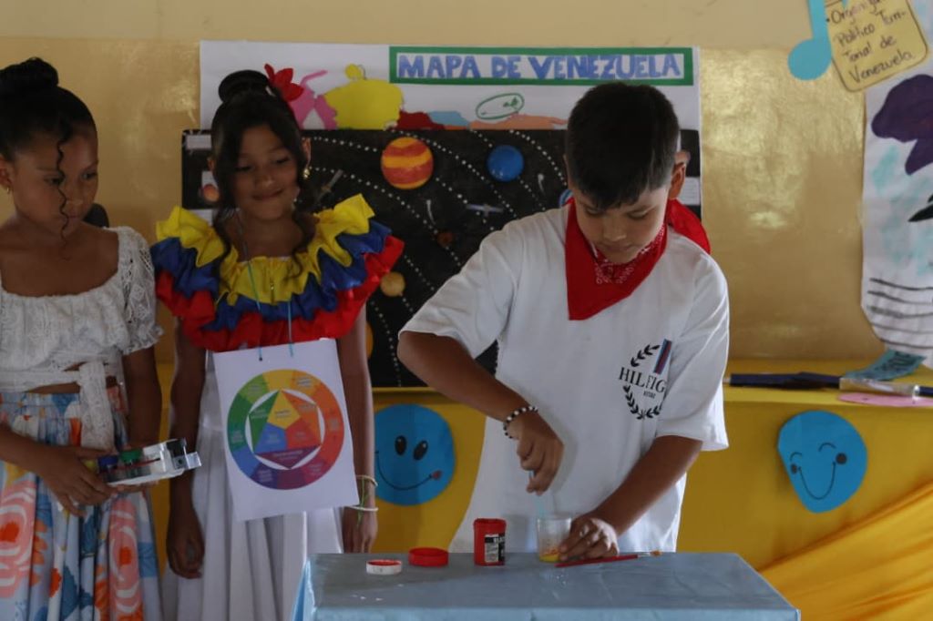 Monseñor Luis Eduardo Henríquez inició exposiciones - Agencia Carabobeña de Noticias
