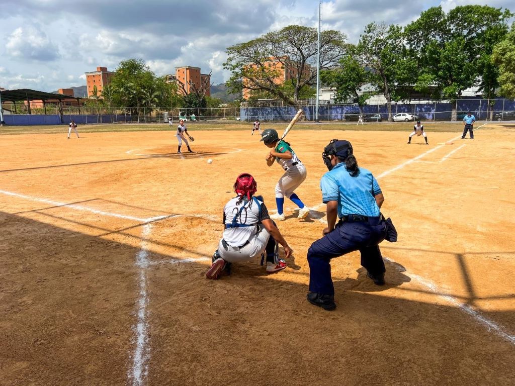 Naguanagua es epicentro del softbol femenino - Agencia Carabobeña de Noticias