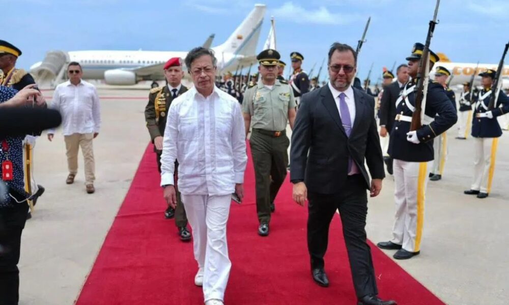 Petro en Venezuela - Agencia Carabobeña de Noticias