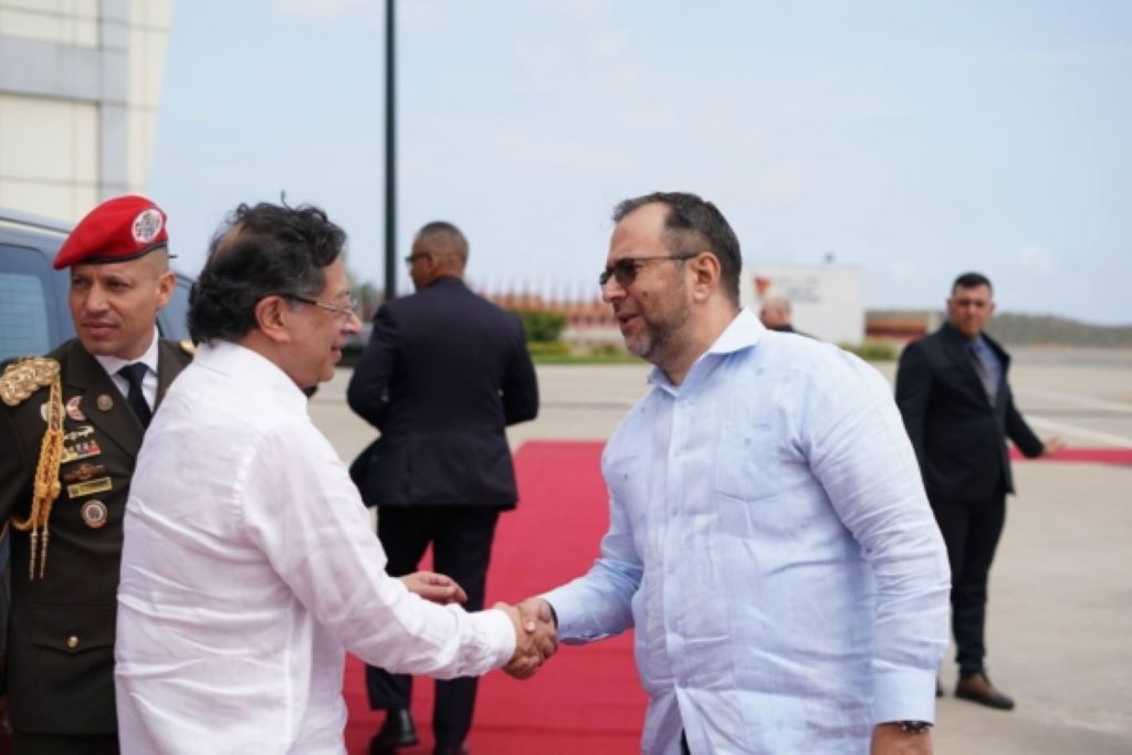 Petro se va de Venezuela - Agencia Carabobeña de Noticias