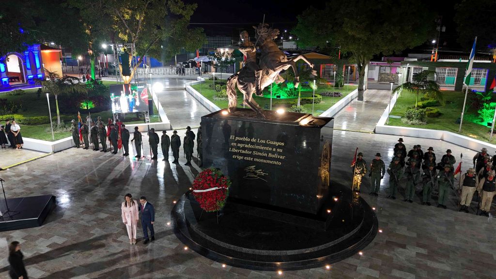 Reinaugurada plaza Bolívar de Los Guayos - Agencia Carabobeña de Noticias