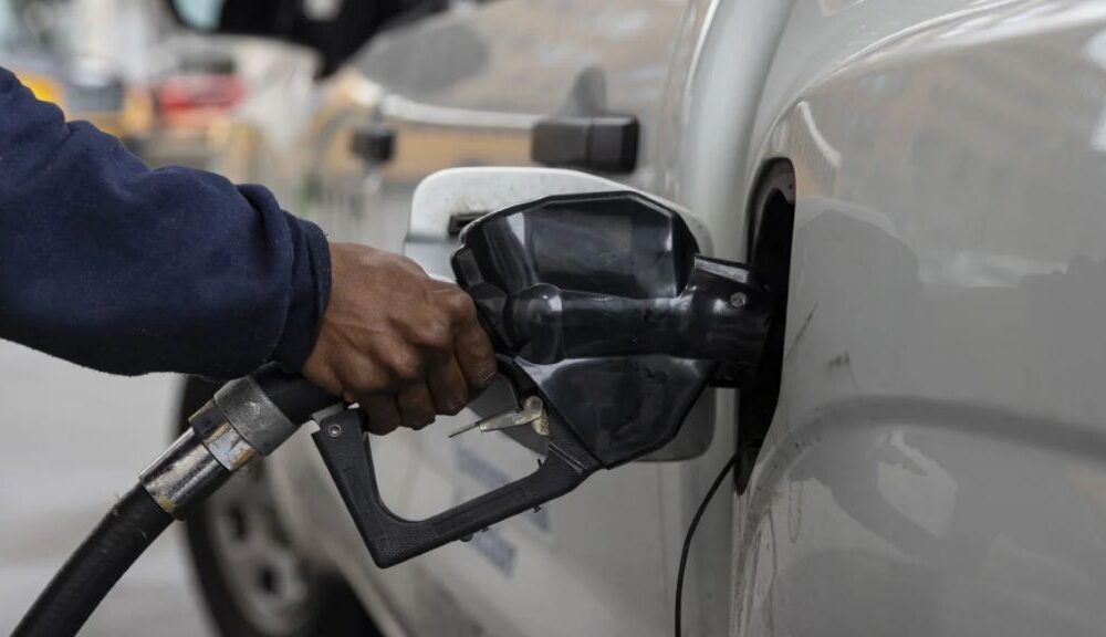 Se disparan precios del combustible - Agencia Carabobeña de Noticias