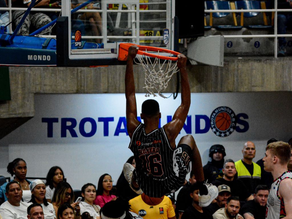 Trotamundos gana a Pioneros - Agencia Carabobeña de Noticias