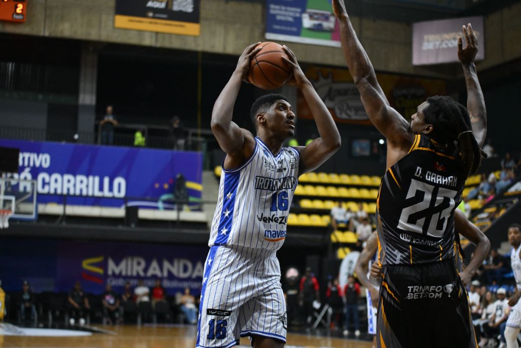 Trotamundos ganó a Diablos - Agencia Carabobeña de Noticias