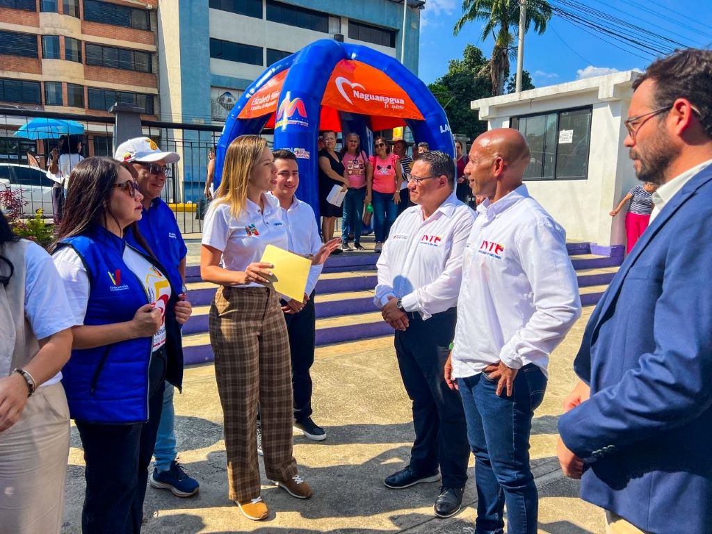 101 familias naguanagüenses beneficiadas con entrega de títulos de tierra - Agencia Carabobeña de Noticias