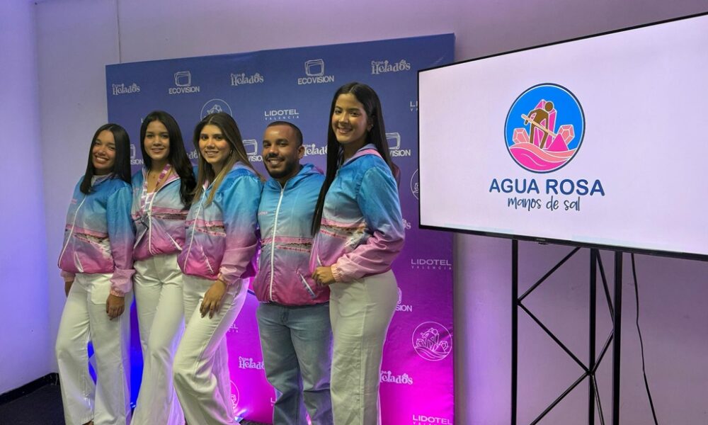 Agua Rosa manos de sal