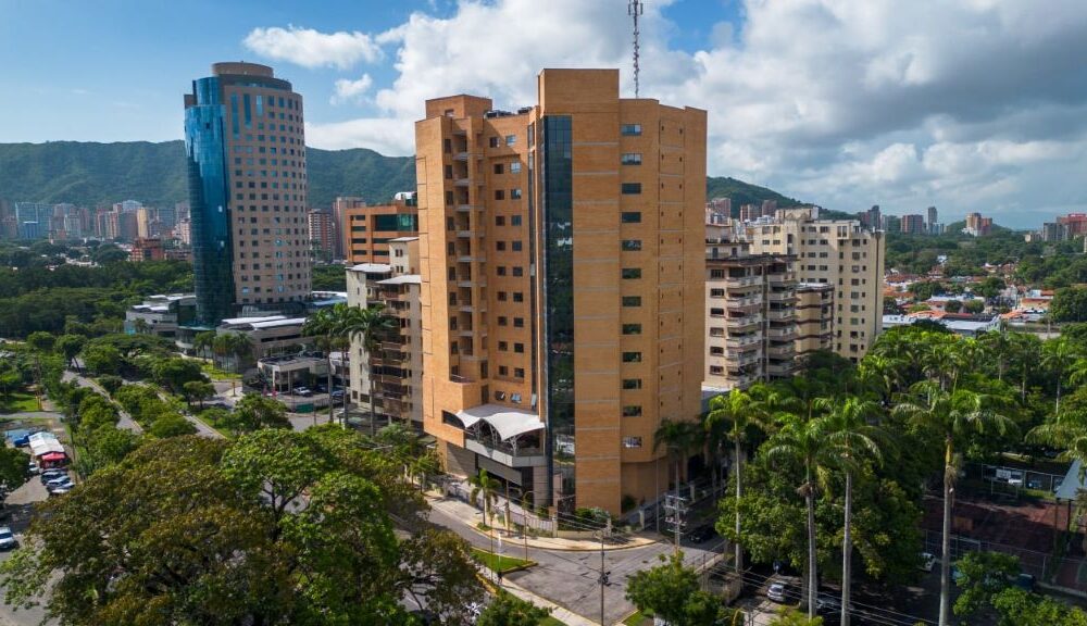 Cristal Park Hotel celebra una década - Agencia Carabobeña de Noticias