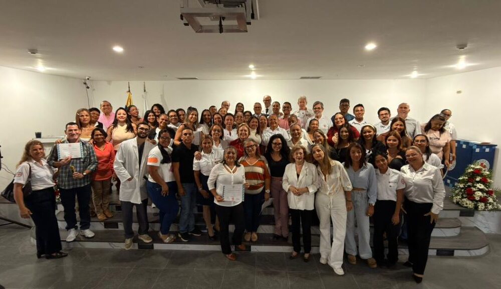 Cruz Roja Filial Valencia honró a sus colaboradores - Agencia Carabobeña de Noticias