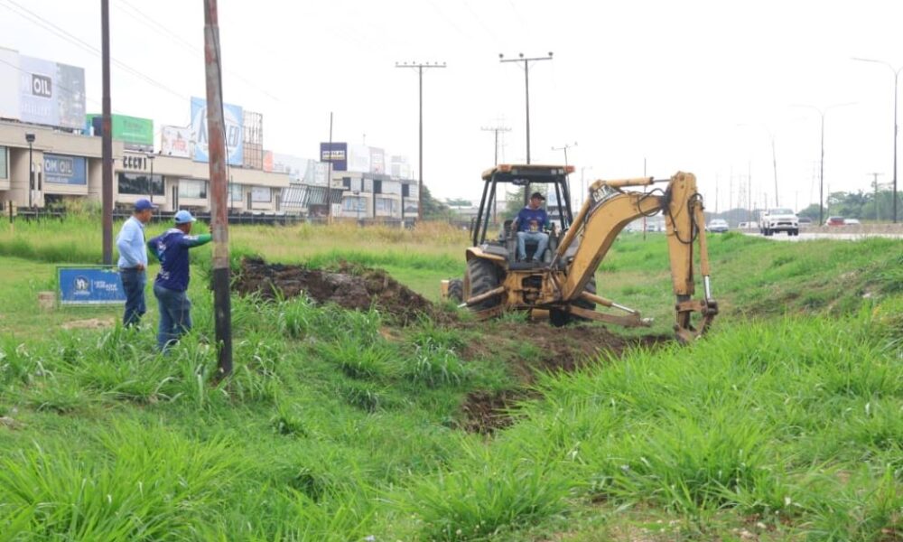Cuadrillas de IAM Fumcosandi efectúan trabajos de limpieza - Agencia Carabobeña de Noticias