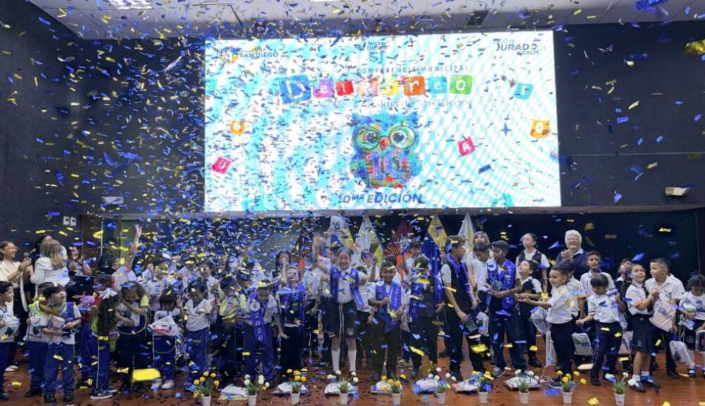 Décima Competencia Municipal de Deletreo - Agencia Carabobeña de Noticias