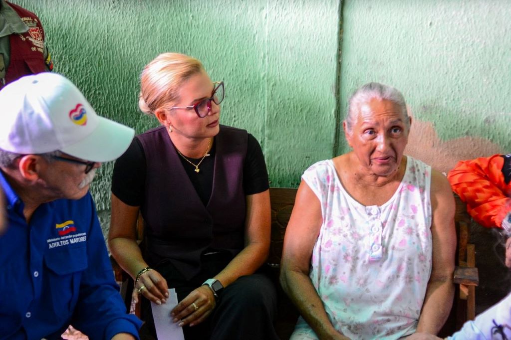 Despliegue en atención de adultos mayores en Los Guayos - Agencia Carabobeña de Noticias
