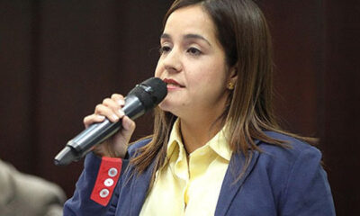 Karín Salanova sistema escolar