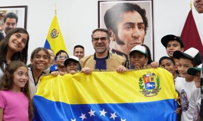 Lacava recibió delegación de Robótica - Agencia Carabobeña de Noticias