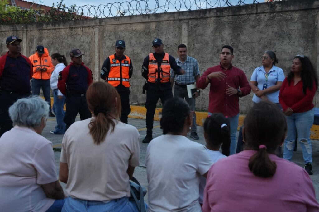 León Jurado acerca su gestión a los sandieganos - Agencia Carabobeña de Noticias